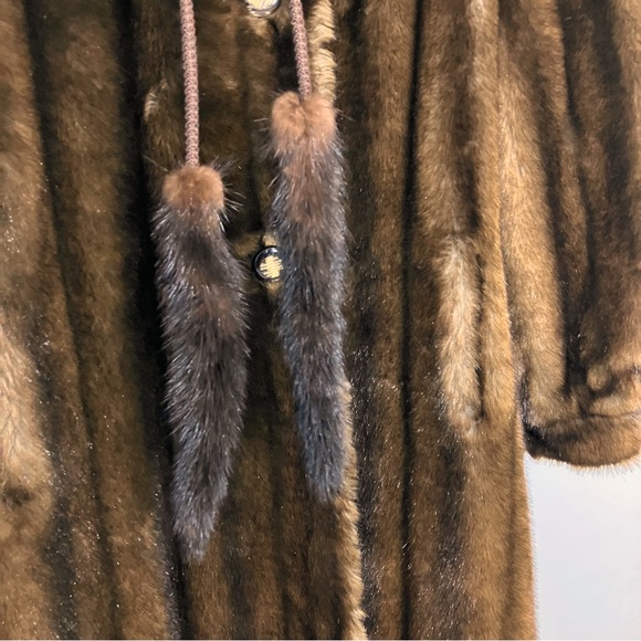 Vintage faux fur mink coat medium brown vegan classic mink tails tassels trench - Picture 5 of 12